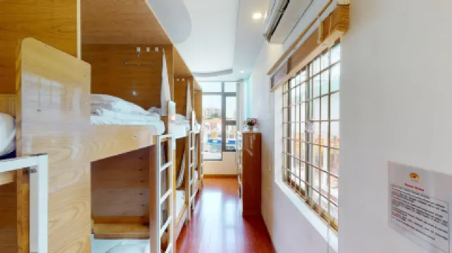 Tomorrow Hostel Vũng Tàu - Tomorrow Homestay Các khách sạn gần Tượng đài Chúa Kitô