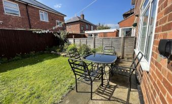 Spacious 3-Bed House in Darlington Get Location