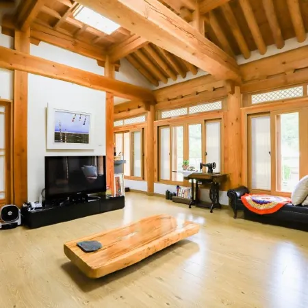 Suncheon Bulbidang Hanok Pension