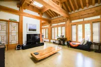 Suncheon Bulbidang Hanok Pension Hotels near Songgwangsa Temple