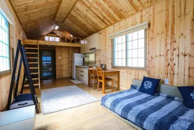 Jeju Woljeong Cello House Pension 龍泉洞窟附近的飯店