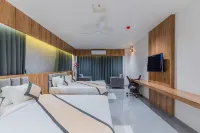 Hotel the Grand Heaven - 3-Star
