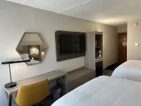 Holiday Inn Express & Suites Eden Prairie - Minneapolis Hotels in Minnetonka