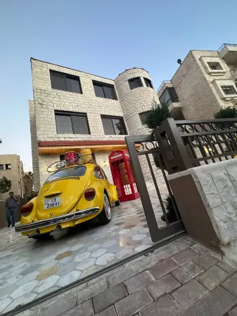 6/ Antica Jabalal-Lwebdeh Отели рядом с достопримечательностью «Rainbow St.»