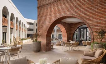Mercure Conacul Cozieni