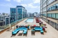 Holiday Inn SAN FRANCISCO-GOLDEN GATEWAY by IHG with No Resort Fee - Pool