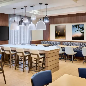 Fairfield Inn & Suites Ottawa Kanata