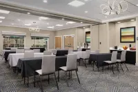約克Homewood Suites by Hilton - 停車場