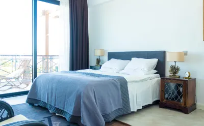 Luxurious Seafront Penthouse فنادق في 