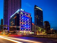 Aloft Tampa Downtown Hotels near Tampa Convention Center