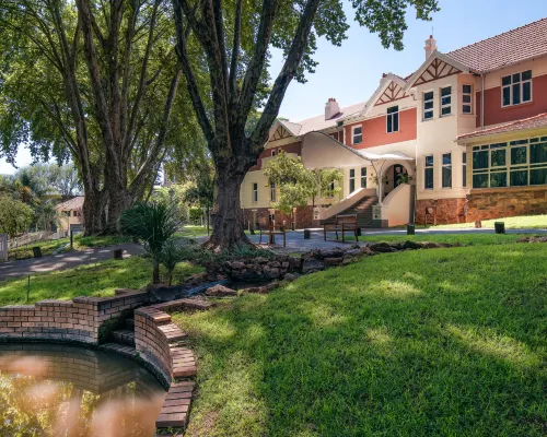Holiday Inn JOHANNESBURG SUNNYSIDE PARK by IHG Hotels near Joubert Park