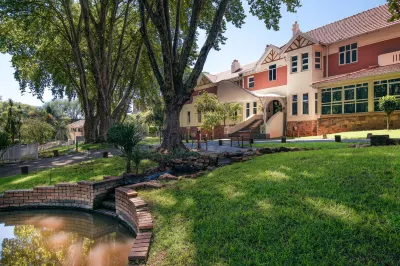 Holiday Inn JOHANNESBURG SUNNYSIDE PARK by IHG Hotels near Johannesburg Stadium