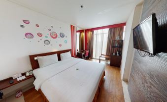 Redstar Hotel