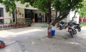 Lord Buddha Guest House