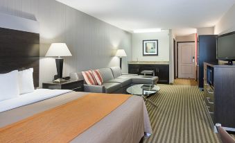 Quality Inn & Suites Clarksville