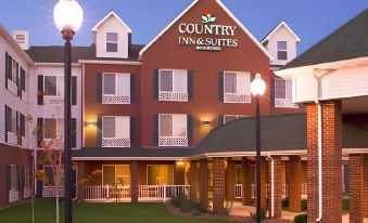 Country Inn & Suites by Radisson, Duluth North, MN