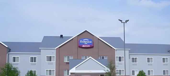 Fairfield Inn & Suites Dallas Lewisville Отели в г. Дентон