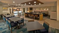 Holiday Inn Express & Suites Evansville North