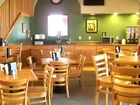 อเมริกินน์ บายวินด์แฮม สนามบินซีดาร์แรพิดส์ - พร้อมอาหารเช้า