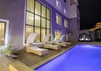Bon Hotel Tripod Owerri - Pools