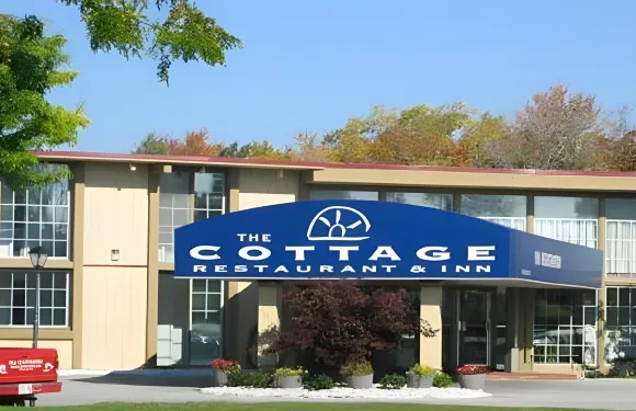 埃本斯伯格紅地毯套房酒店