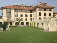 Hotel Spa Villa Pasiega Отели в г. 