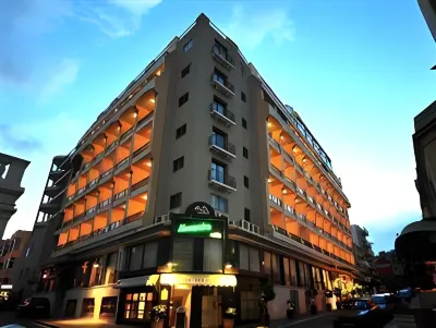 Alexandra Hotel