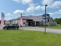 Boarders Inn & Suites by Cobblestone Hotels - Munising Hotels in Munising
