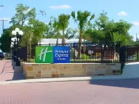 Holiday Inn Express & Suites Fredericksburg Hotels in 