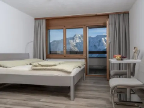 Zurschmitten 16 1.UG Süd Hotels in Raron