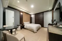 諾旺豪華飯店 蘆原區住宿飯店