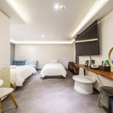 Incheon Hotel Santa 黔岩附近的飯店