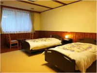 Tomuraushionsen Higashitaisetsusou Hotels in Shintoku