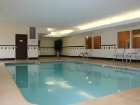 Fairfield by Marriott Inn & Suites Jefferson City - Pools