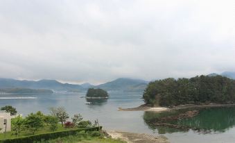 Geoje Chilcheon Do Dream Pension