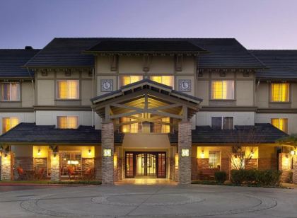 Larkspur Landing Extended Stay Suites Hillsboro