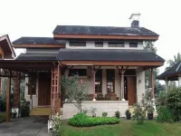 Villa Kota Bunga Magnolia - 2 stelle