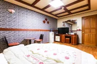 Bora Cheongju - 2 ดาว
