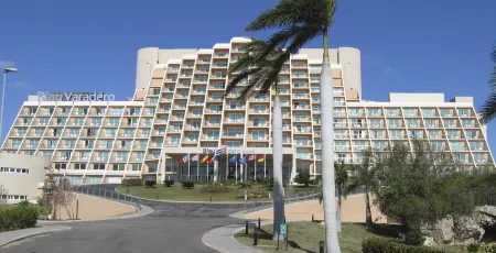 Blau Varadero Hotel - Adults Only Отели рядом с достопримечательностью «Cueva de Ambrosio»