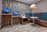 Hampton Inn Norfolk - Bãi đậu xe