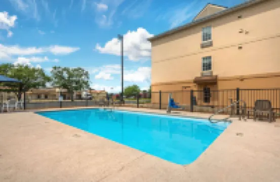 Baymont by Wyndham Lafayette Airport