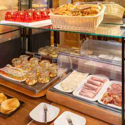 Best Western de Diane Dining/Meeting Rooms