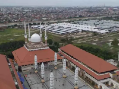 Triizz Hotel Semarang Hotels in Gayamsari