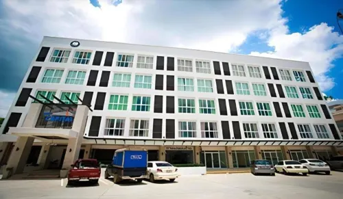 เดอะ แคปิตอล โฮเต็ล - โรงแรมราคาถูก