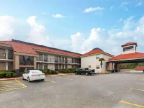 Ramada by Wyndham Bainbridge Hotels in Bainbridge