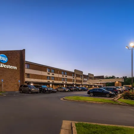 Best Western Atlanta-Marietta Ballpark Hotel