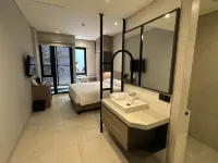 FULMAR Pasteur Hotels in Sukajadi