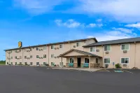 Super 8 by Wyndham Council Bluffs IA Omaha NE Area - Wifi