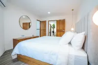 Charming Bungalow Cajititlan 2 Beds Pool Hotels near Kiosko valle de Tejeda