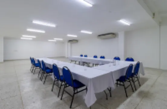Hotel Axis Inn by Geh Suites